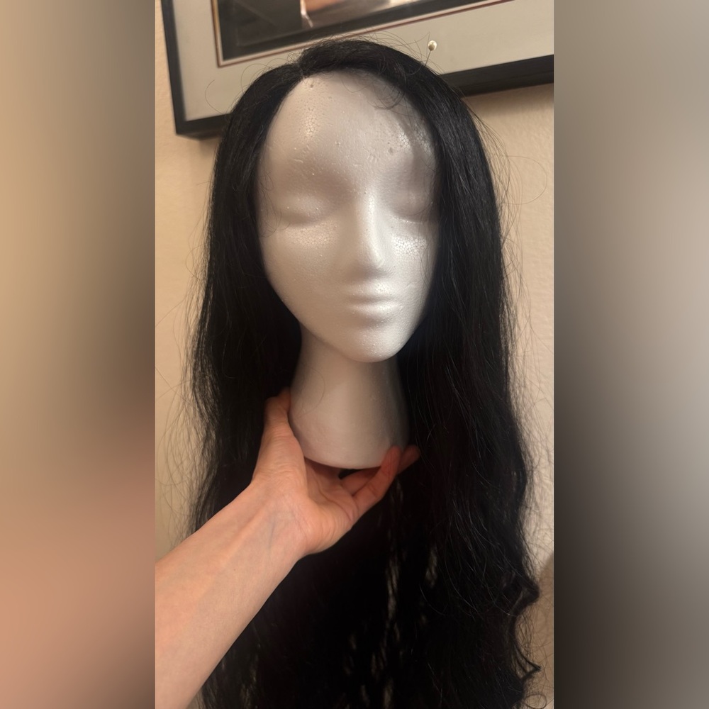 Long Wavy Synthetic Black Wig